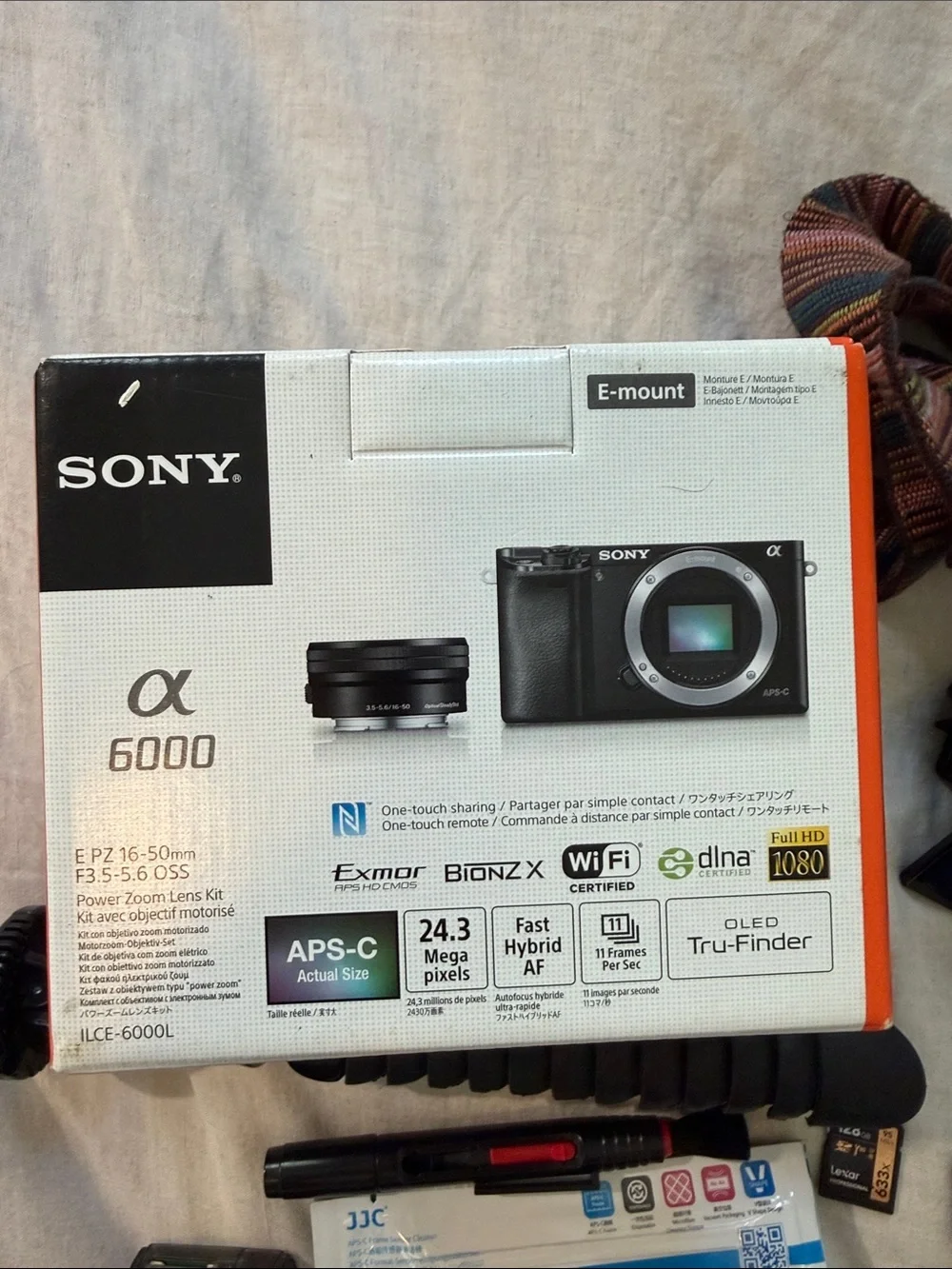 Sony A6000 Mirrorless Camera Kit